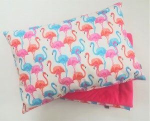 Poduszka dziecięca do spania flamingi z różem